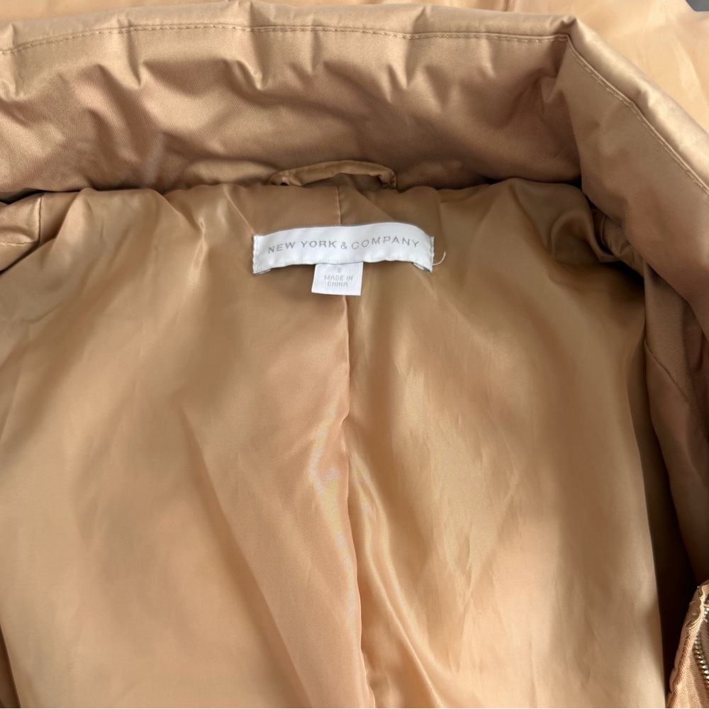 New York & Company Beige Outerwear